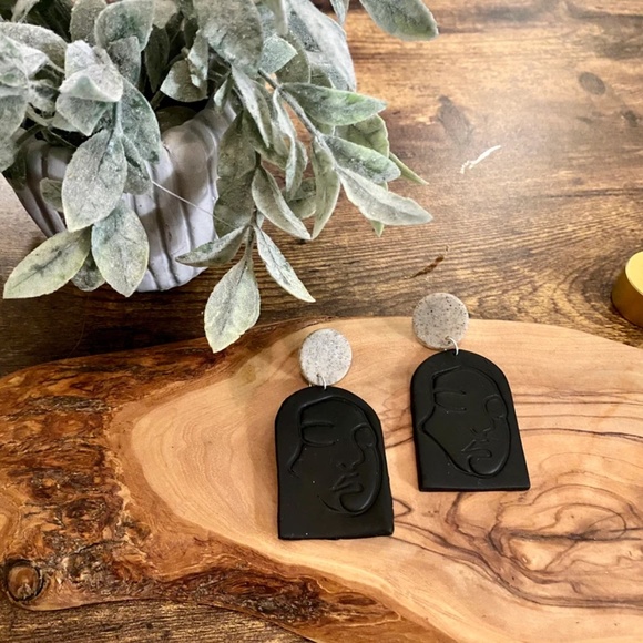 Handmade Clay Earrings | Face Outline Statue | Granite and Black | Push Backs - Picture 2 of 9